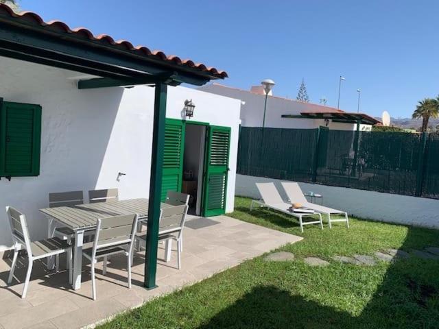 Renovated 2 Bedroom In Hébergement de vacances Playa del Inglés